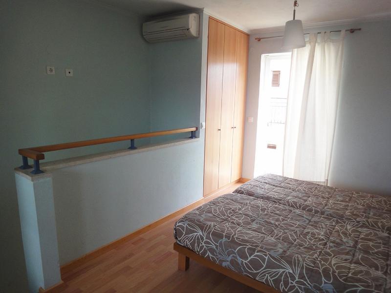 Ekati Maizonettes Kavos