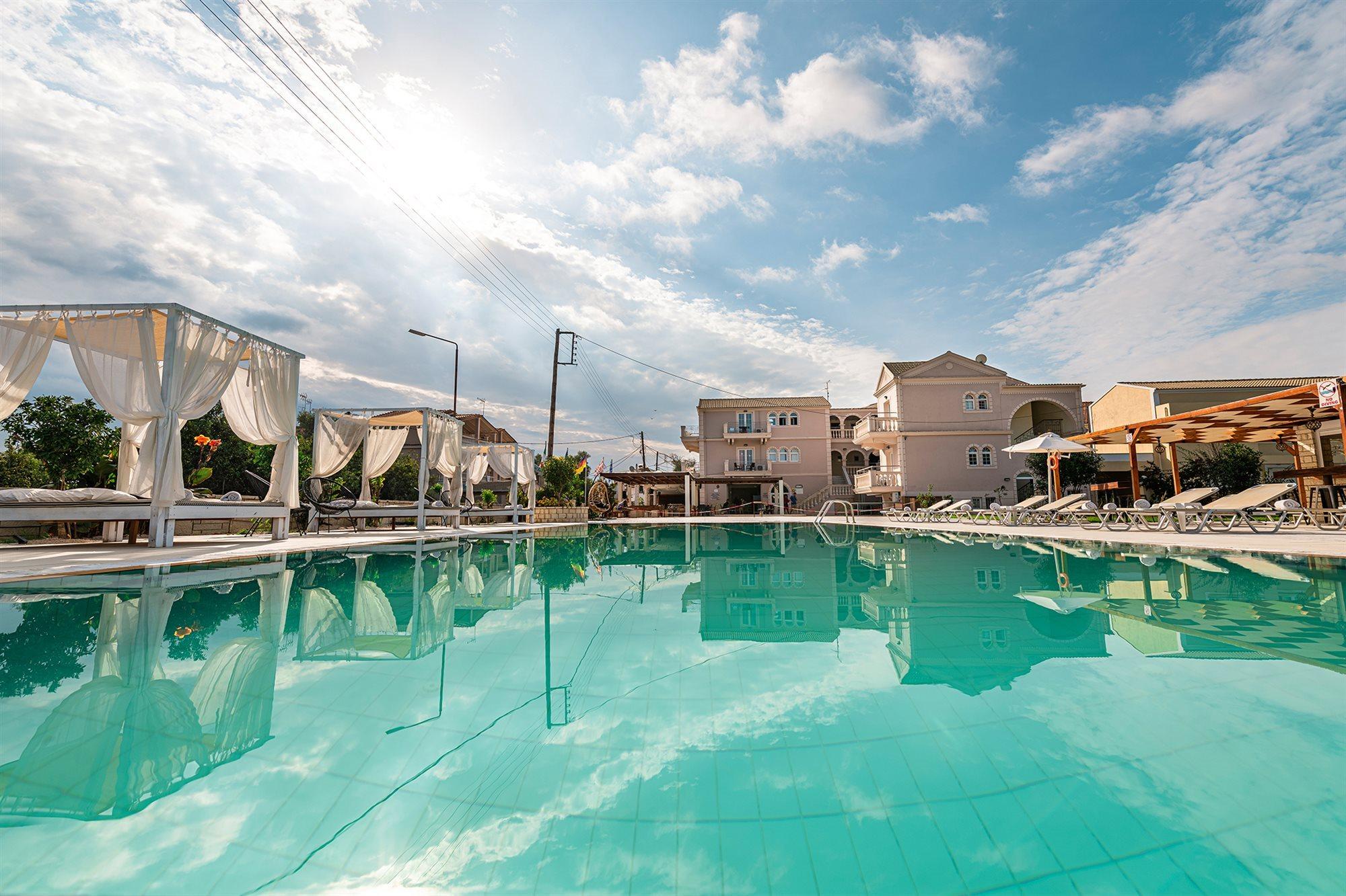 Hotel Ekati Maizonettes